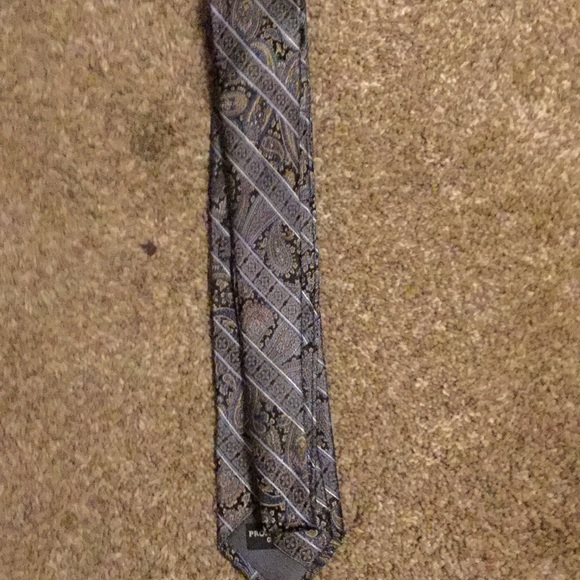 Men’s neck tie - Picture 2 of 4